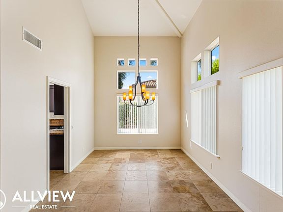 5th image of 10585 Bruns Dr