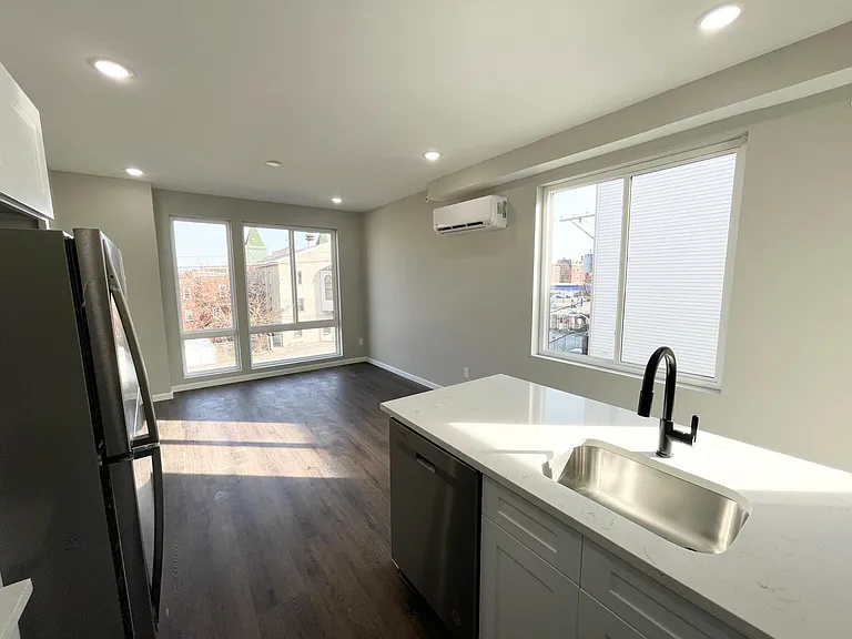 1228 N Marshall St #2A — Photo 11