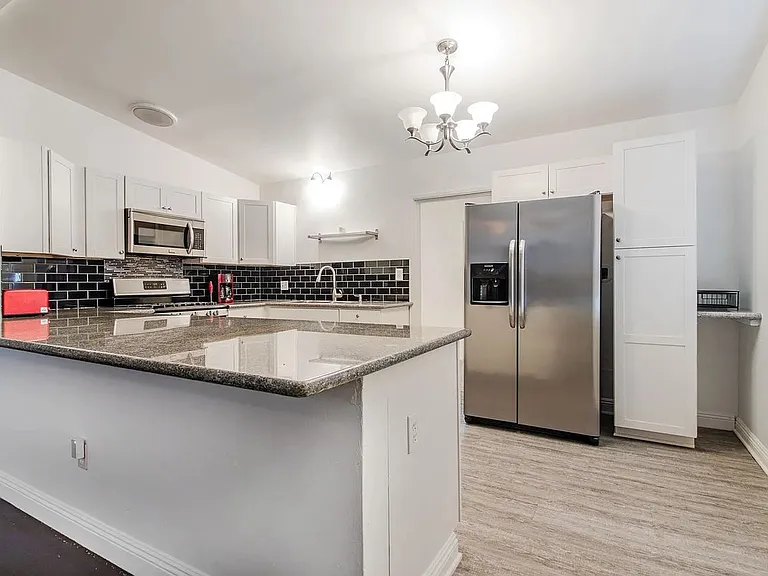 4971 Dassco Ct #4 — Photo 8
