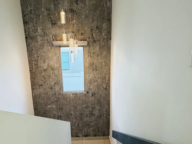 152 Celeste St — Photo 21