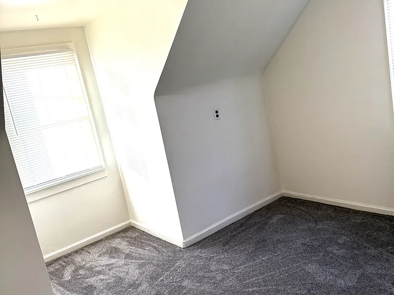 1518 N Wayne Rd #A — Photo 17