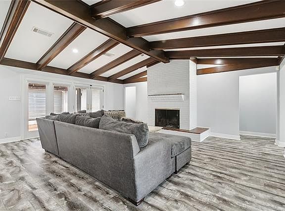 5th image of 4400 Cleveland Pl