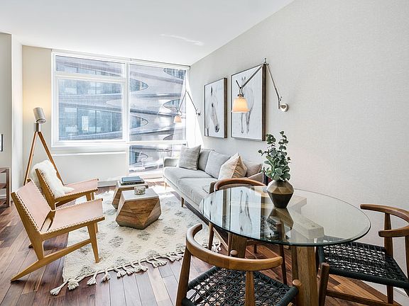 3rd image of 507 W 28th St #1020A