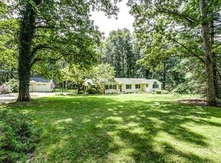 2205 Three Bridge Rd, Powhatan, VA 23139
