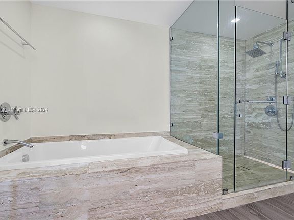 5th image of 2900 NE 7th Ave Unit 3208