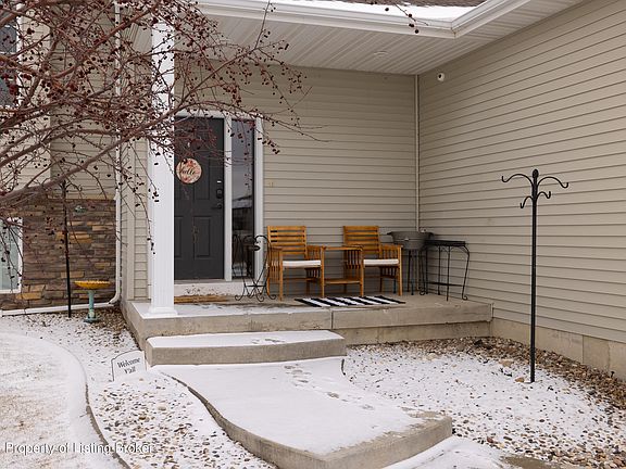 5th image of 1456 Marilyn Way