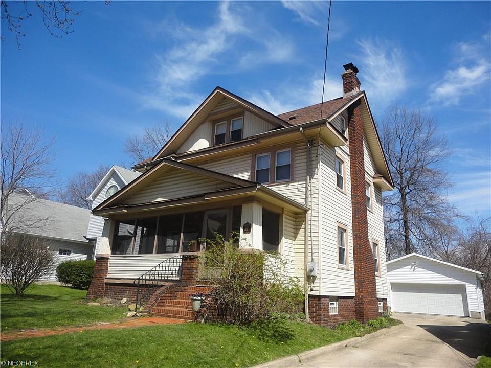 1st image of 557 Aqueduct St