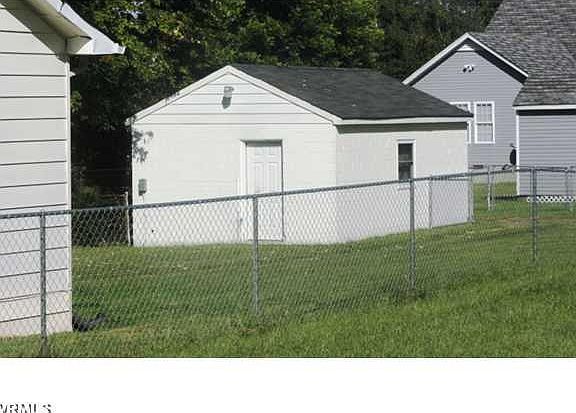 5th image of 2509 Dale Ave