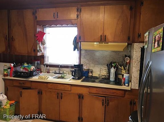 4th image of 607 McInnis St