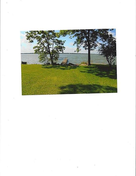 2nd image of 18411 Hickory Cir