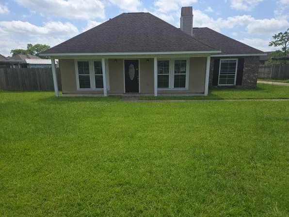 32508 Magnolia Ct, Denham Springs, LA 70706
