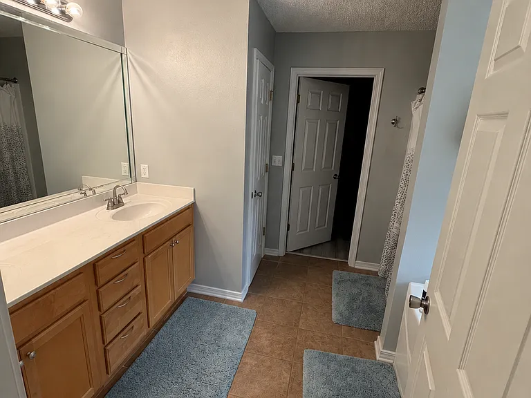 596 Batten Blvd — Photo 24