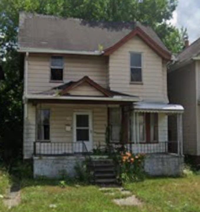 1st image of 150 Beresford St