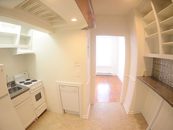5th image of 1926 Floyd Ave #2B