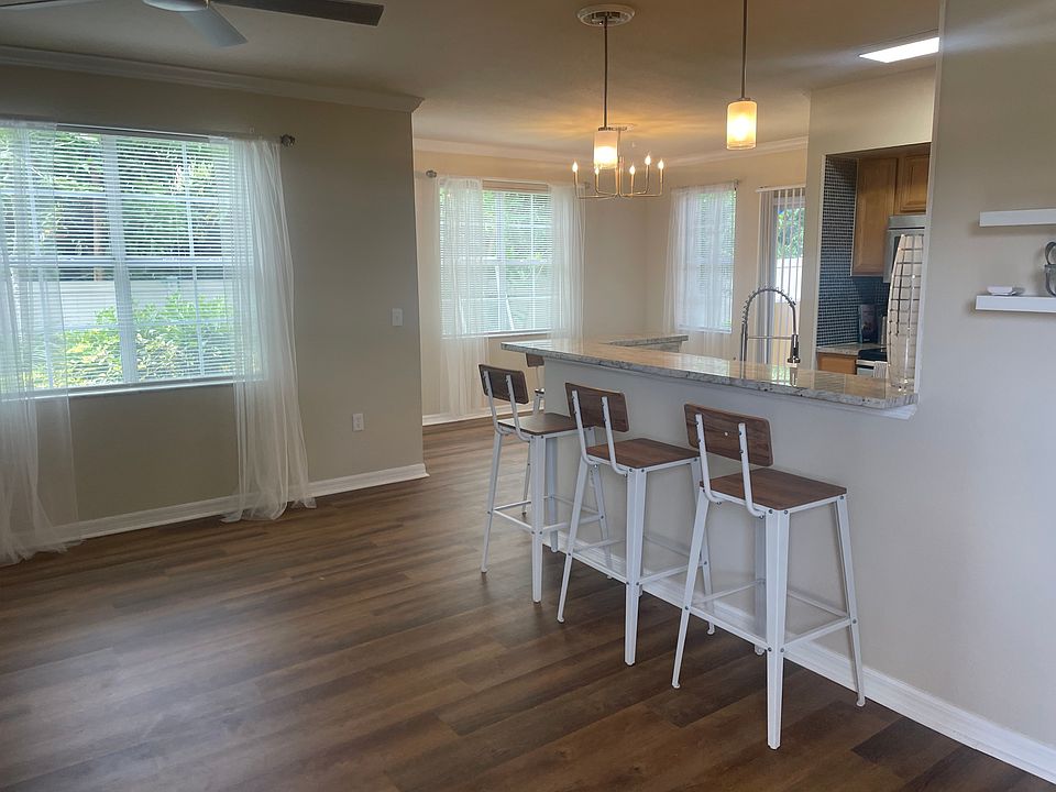 1st image of 1125 Villagio Cir Unit 105