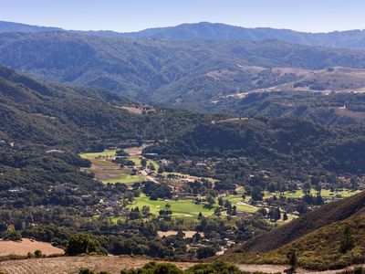 10190 Calle De Robles, Carmel, CA, 93923