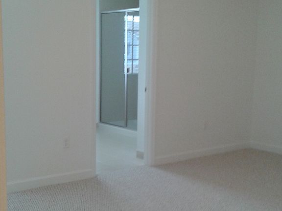 5th image of 375 NE 194th Ln #375