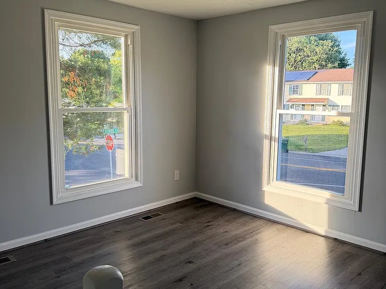6554 Macbeth Way — Photo 4