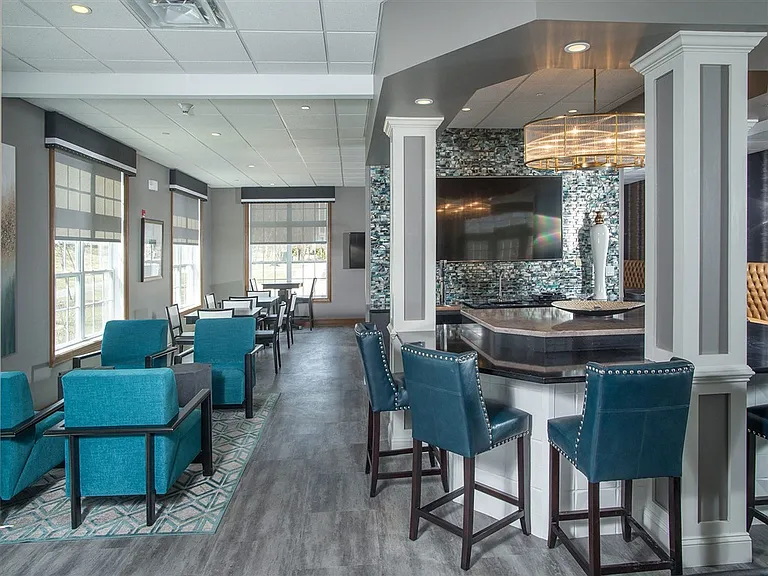 Vineyard Commons — Photo 13