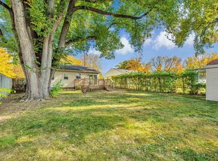 3833 Clover Ln, Madison, WI 53714