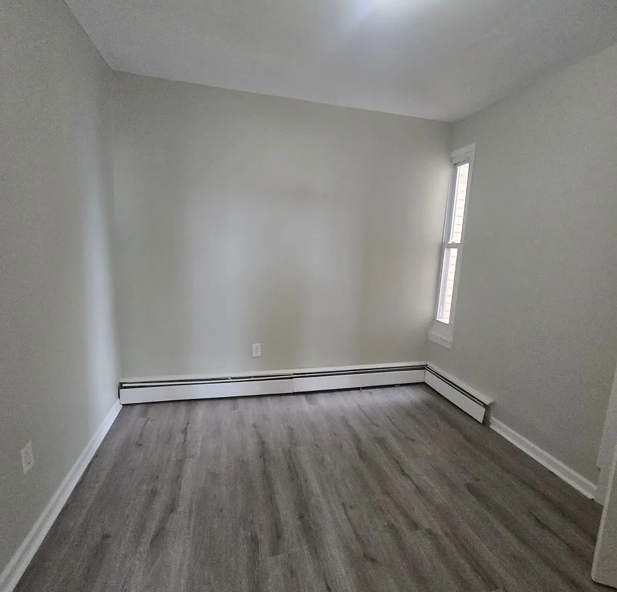 3 bed, $2,150 — Photo 4