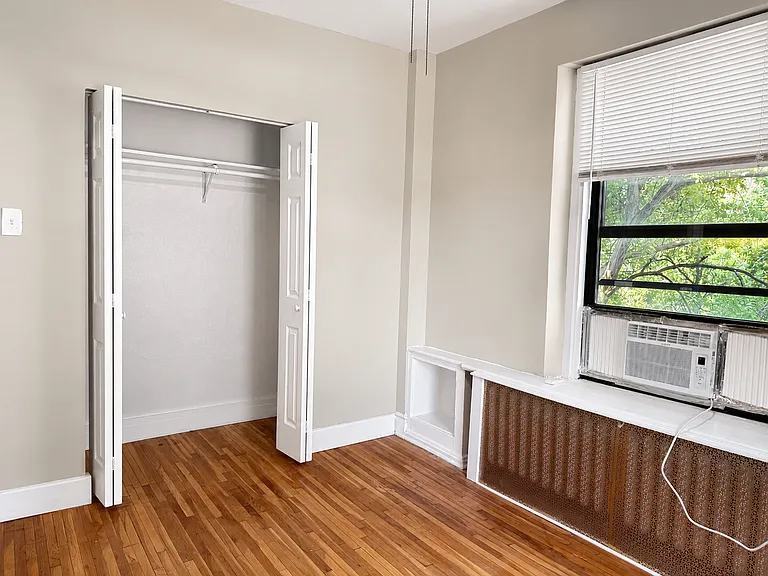 4429 W Pine Blvd #602 — Photo 7