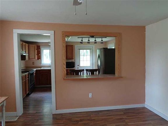5th image of 10327 Frances Dr