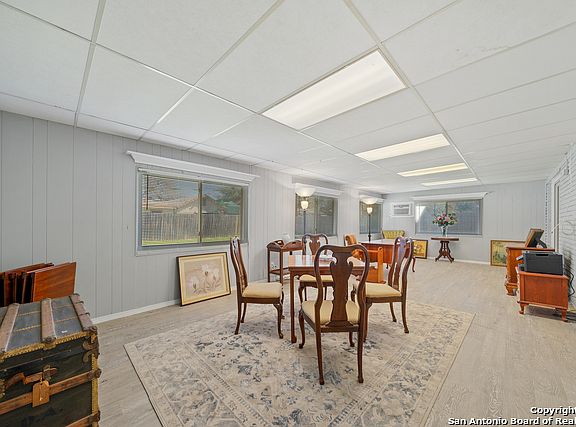 3rd image of 4421 Hall Park Dr