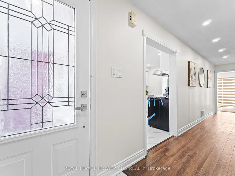 87 Tulip Dr — Photo 3