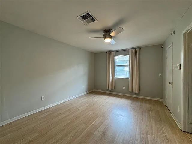 3821 Laurel St #6 — Photo 12