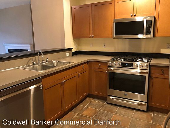 5th image of 900 Aurora Ave N APT 308