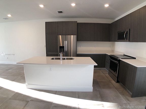 2nd image of 497 SW 91st Ct Unit 497