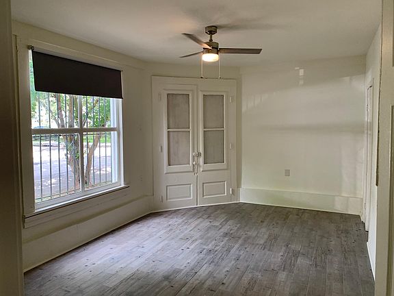 2nd image of 1403 Pine St #A