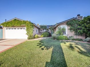 8842 Gothic Ave, North Hills, CA 91343