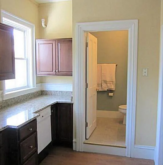 184 Bowen St #2 — Photo 4