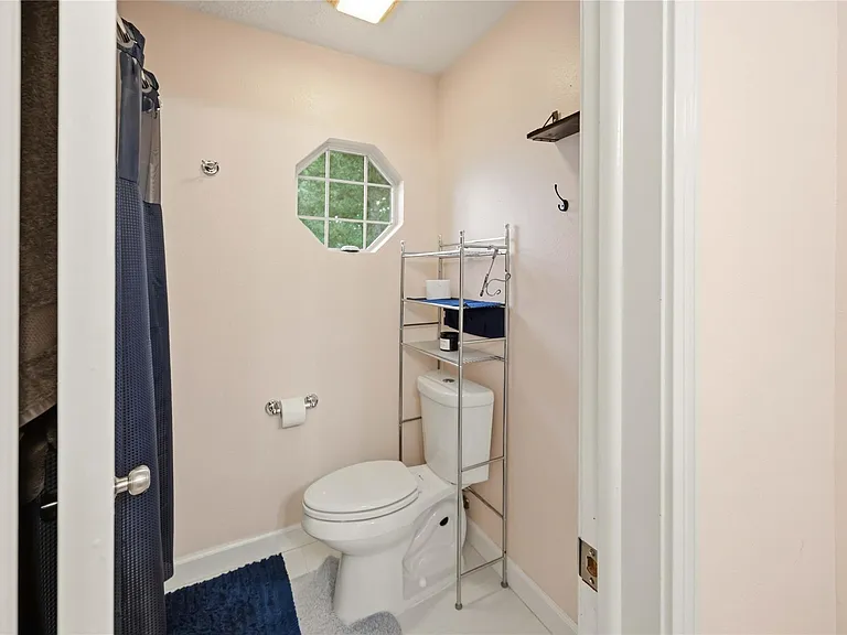 19302 Forest Fern Ct — Photo 22
