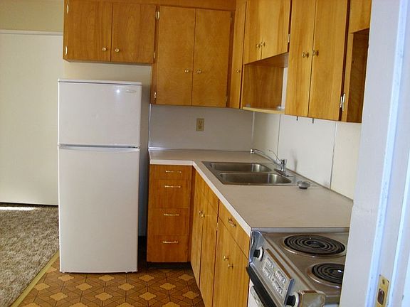 3rd image of 2330 S Higgins Ave #100-2