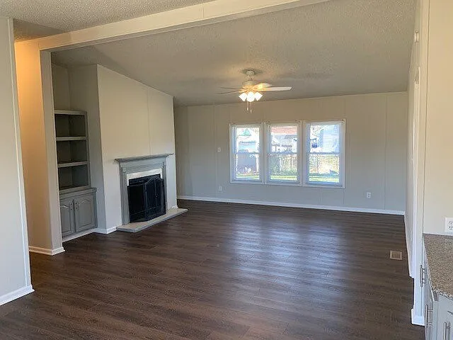 4127 S Post Rd — Photo 5
