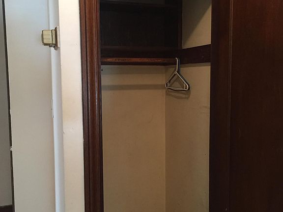 3rd image of 315 Summit Ave E #102