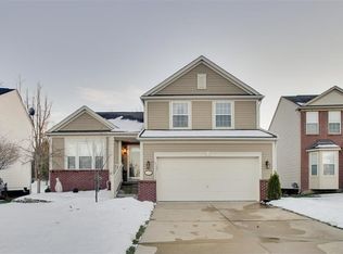 1175 Callaway Ct, Howell, MI 48843