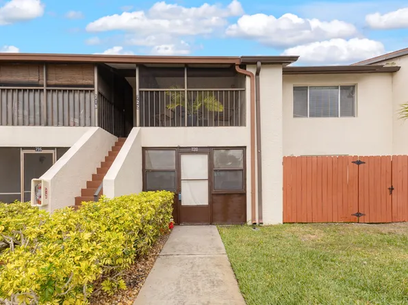 720 Ridge Club Dr #43, Melbourne, FL 32934