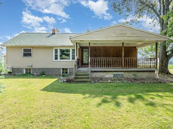 6220 N Westervelt Rd, Saginaw, MI 48604