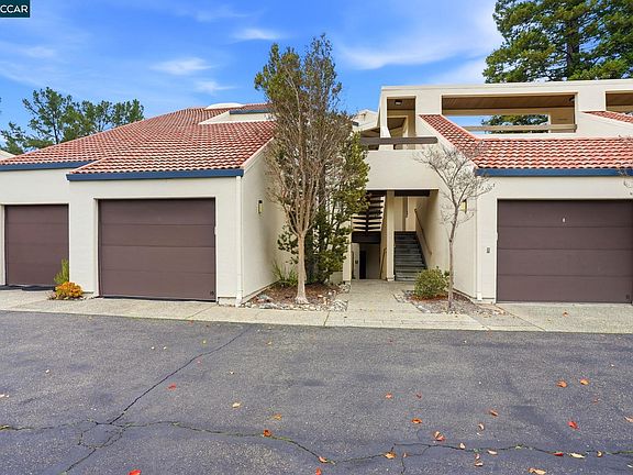 3rd image of 1221 Avenida Sevilla APT 1B