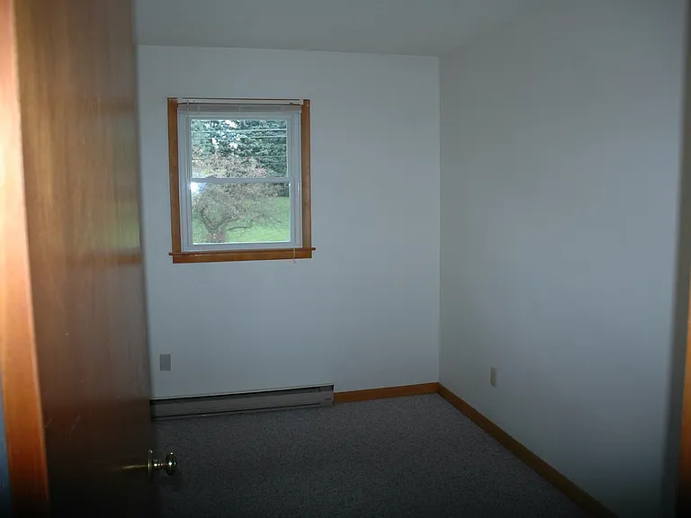 510 Royal Rd — Photo 13
