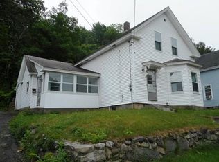 594 Cottage St, Athol, MA 01331