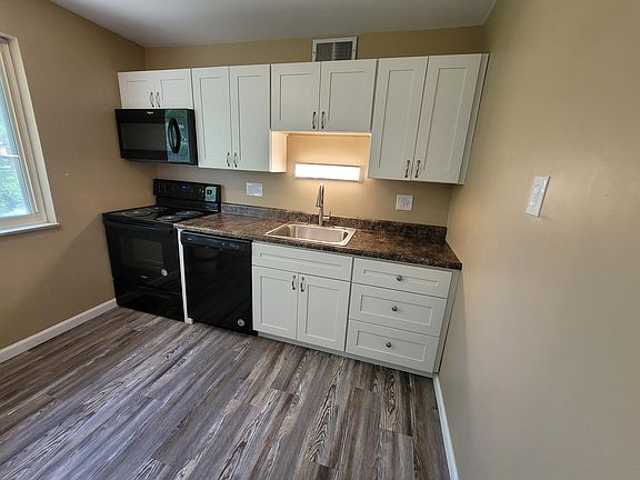 5th image of 727 Thompson Dr #2-F
