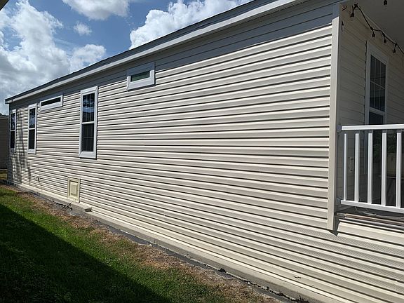 5th image of 3231 Bending Oak Dr