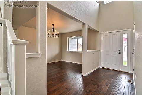 5th image of 345 Sunset Dr