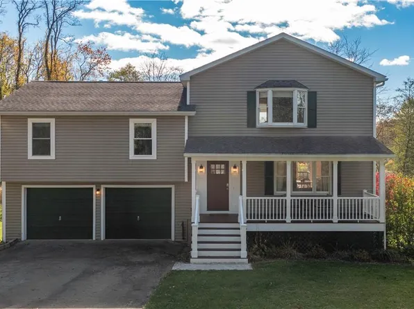 12 Aspinwall Road, Red Hook, NY 12571