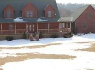 21021 Wood Rd, Leavenworth, KS 66048
